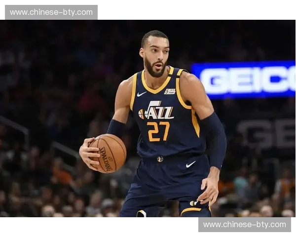 森林狼压制爵士 戈贝尔镇守篮下捍卫主场胜利