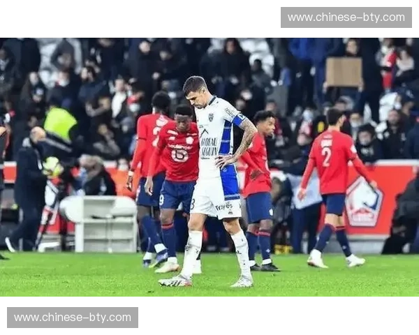 里尔锋线核心陷入进球荒 球队为其设计的战术需调整 里尔锋线核心陷入进球荒 球队为其设计的战术需调整